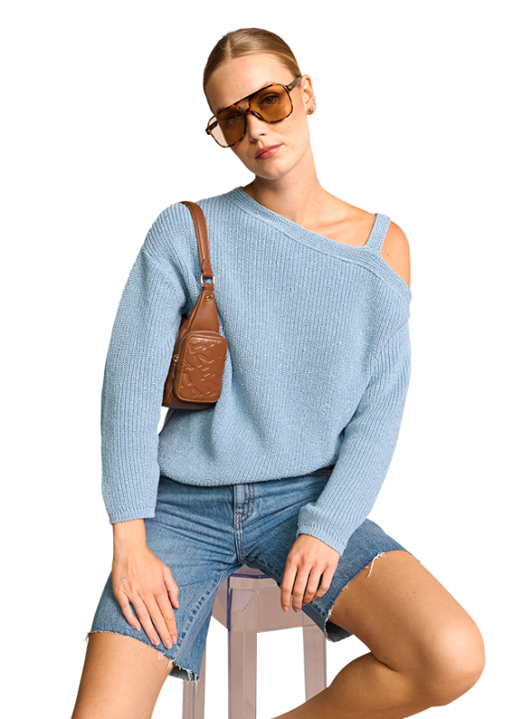 מכנסי ברמודה בגזרה ישרה עם סיומת פרומההרכב: 100% כותנה אורגניתהדוגמנית בגובה 1.76 ולובשת מידה 36 של RIANI