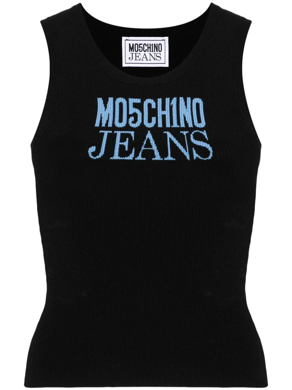 גופיית ריב מקולקציית MOSCHINO Jeans עם הדפס מונוגרםהרכב: 83% ויסקוזה, 17% פוליאסטרהדוגמנית בגובה 1.80 ולובשת מידה S