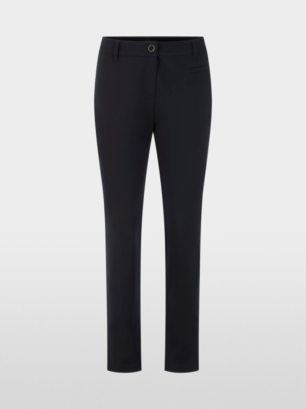 מכנסי SILEA בגזרה צרה (Slim fit), עם גובה מותן סטנדרטי וגזרה צמודה. כיסי גב מודבקים מעניקים לסגנון נגיעה עכשווית, בעוד כיס דמה משלים את העיצוב. חריץ צד במכפלה מוסיף הדגשה עדינה. המכנסיים כוללים כפתור, רוכסן ולולאות לחגורה, והם עשויים מתערובת חומרים הכוללת כותנה אורגנית, כך שהם נוחים ללבוש.עיצוב בגזרה צרה, כיס דמה, וגובה מותן סטנדרטי.הרכב: 50% כותנה (אורגנית), 47% פוליאסטר, 3% אלסטןהדוגמנית בגובה 1.79 ולובשת מידה 3 של מארק קיין