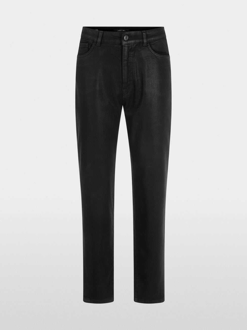 מכנסיים בגזרה צרה (Slim fit) ובגזרה קצרה, עם חריץ קטן במכפלה המוסיף נגיעה עכשווית. פרטי חמישה כיסים קלאסיים, סגירת כפתור ורוכסן ולולאות לחגורה מדגישים את האופי על-זמני שלהם. הם עשויים כותנה סטרצ'ית, נוחים ללבוש ומציעים חופש תנועה מיטבי, ומושלמים למראה יומיומי ולמראה משרדי רב-גוני.עיצוב בגזרה צמודה, חמישה כיסים, ועיצוב על-זמני.הרכב: 98% כותנה, 2% אלסטןהדוגמנית בגובה 1.79 ולובשת מידה 3 של מארק קיין