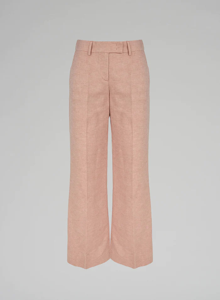 מכנסיים מחוייטים מתרחביםהרכב: 55% פשתן, 45% כותנההדוגמנית בגובה 1.77 ולובשת מידה 40 איטלקית