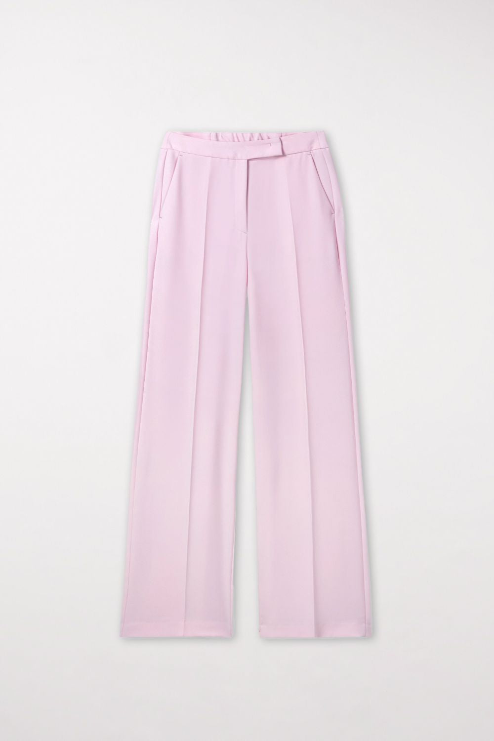 מכנסיים מחוייטים מתרחבים עם רצועת גומי בחלק האחוריהרכב: 94% פוליאסטר, 6% אלסטןהדוגמנית בגובה 1.78 ולובשת מידה 36 אירופאית