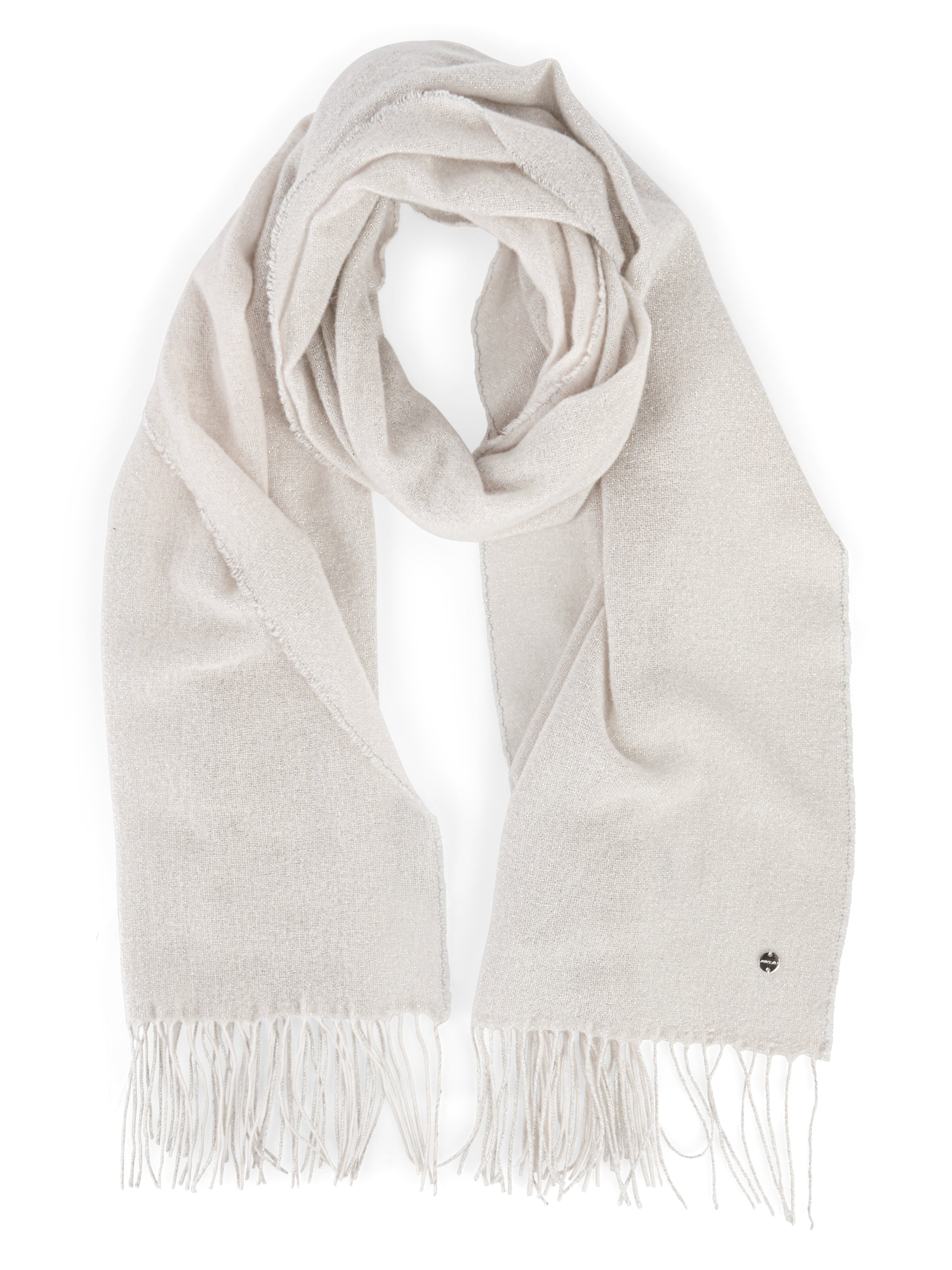 צעיף אלגנטי בגוון אפור בז' עם מראה יוקרתי, נצנוץ קל, בשילוב פרנזים עדין ותליון לוגו מתכתיהרכב: 80% צמר, 15% קשמיר, 5% פוליאסטרמידות: 50*200 ס"מ