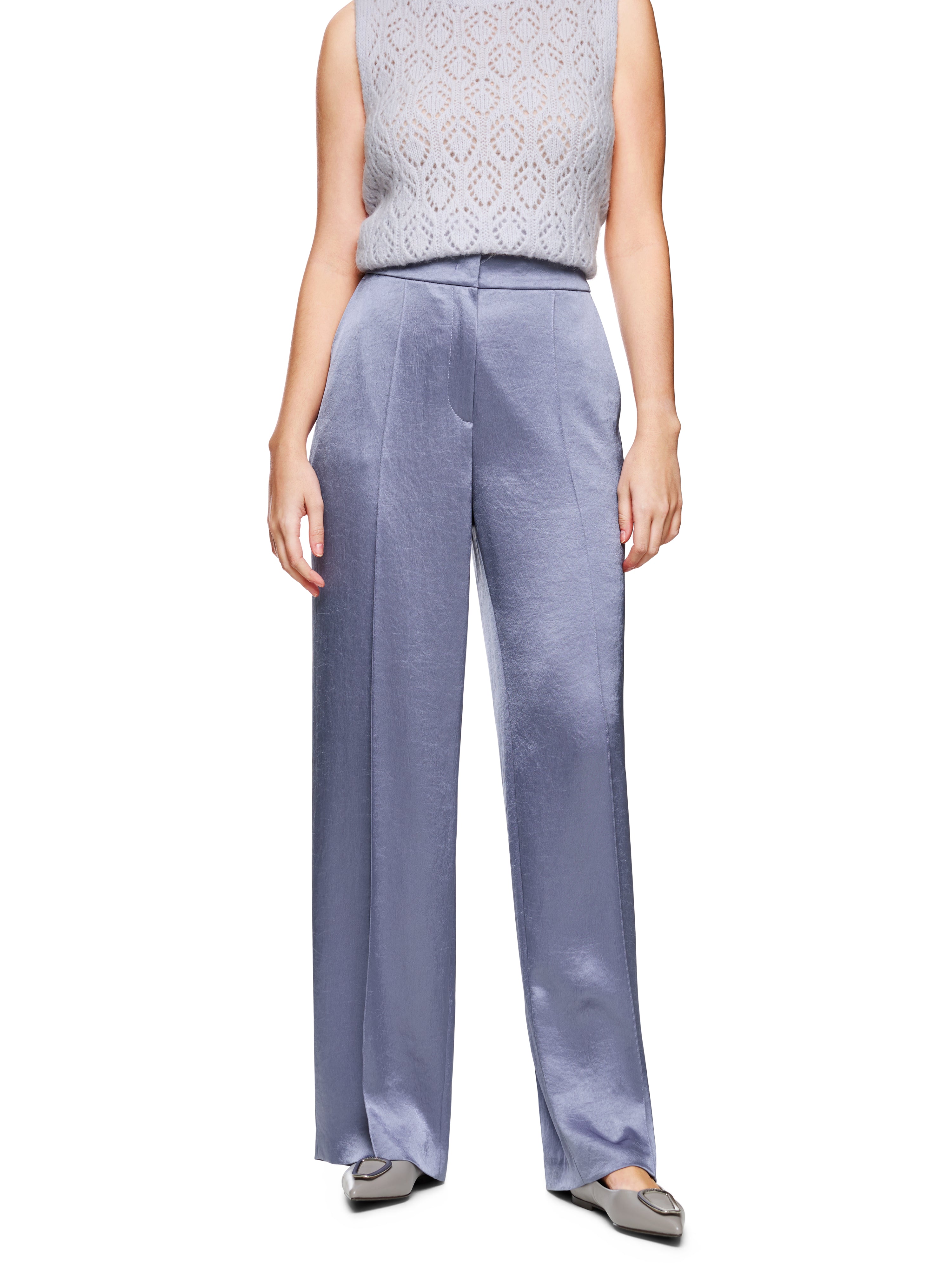 מכנסיים בגזרה רחבה עם מותן גבוה וסגירת רוכסןהרכב: 86% טריאצטט, 14% פוליאסטרהדוגמנית בגובה 1.79 ולובשת מידה 3 של מארק קיין