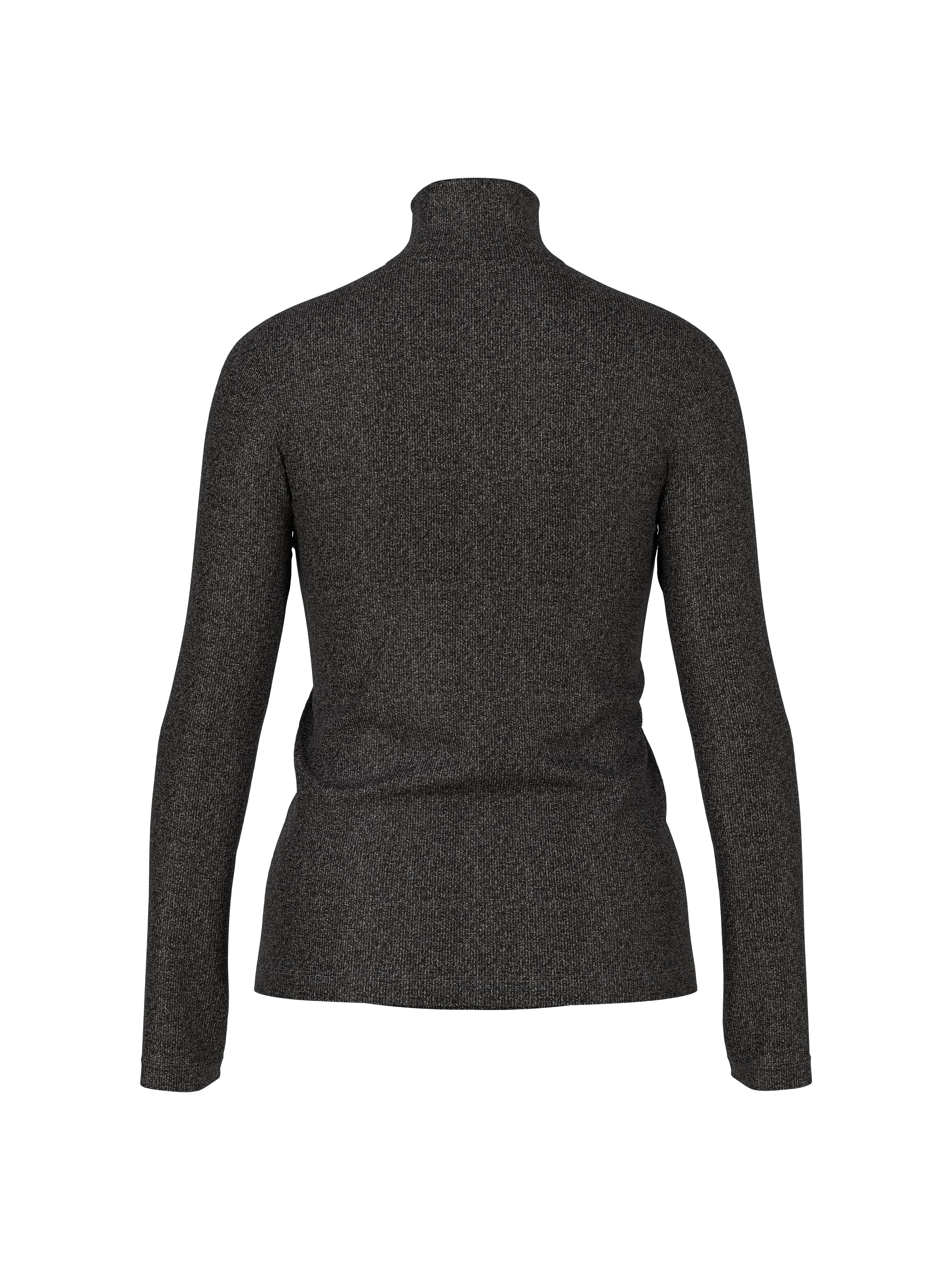 חולצת שרוול ארוך דקה בגזרה צמודה, עם צווארון גולף ונצנוץ עדין של לורקסלמראה אלגנטי שמתאים גם לערב וגם ליומיום.הרכב בד: 66% פוליאסטר, 17% סיב מתכתי, 15% פוליאמיד, 2% אלסטןהדוגמנית בגובה 1.79 ולובשת מידה 3 של מארק קיין