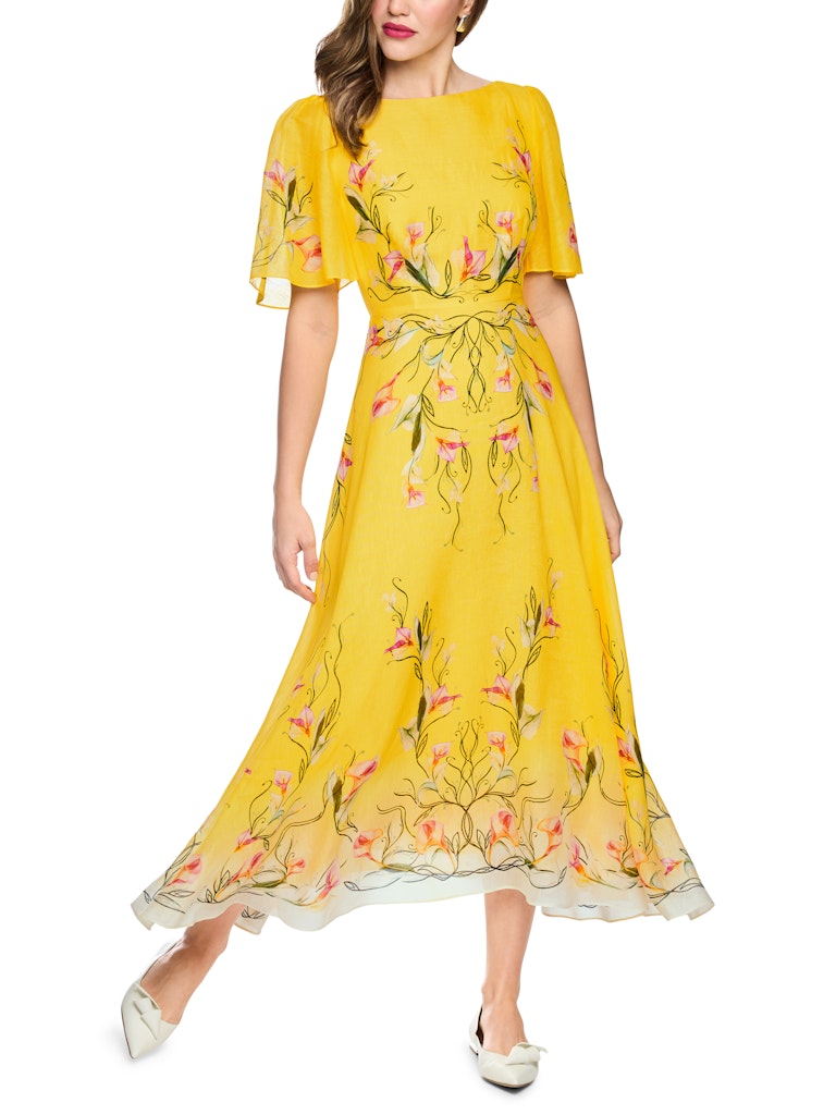 שמלת מקסי קלילה ואלגנטית, עשויה תערובת פשתן ומשי איכותית ונעימה. גזרה נשית ונינוחה, עם צווארון עגול, שרוולים קצרים ורחבים, מותן צמודה, וחצאית מתרחבת עם נפילה עשירה וזורמת. הדפס צבעוני של דוגמת פרחי קאלה המעטר את השמלה, מדגיש את העיצוב הייחודי. עם בטנה פנימית רכה ונוחה, וסגירה באמצעות רוכסן אחורי נסתר.הרכב: 55% פשתן, 45% משי. בטנה- 100% ויסקוזההדוגמנית בגובה 1.79 ולובשת מידה 3 של מארק קיין