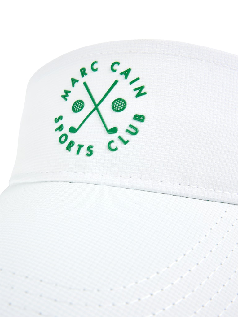 מצחייה בעיצוב ספורטיבי, עם סגירת סקוץ' להתאמה אישית, והדפס לוגו MARC CAIN בחזית.היקף: 57 ס"מהרכב: 100% פוליאסטר