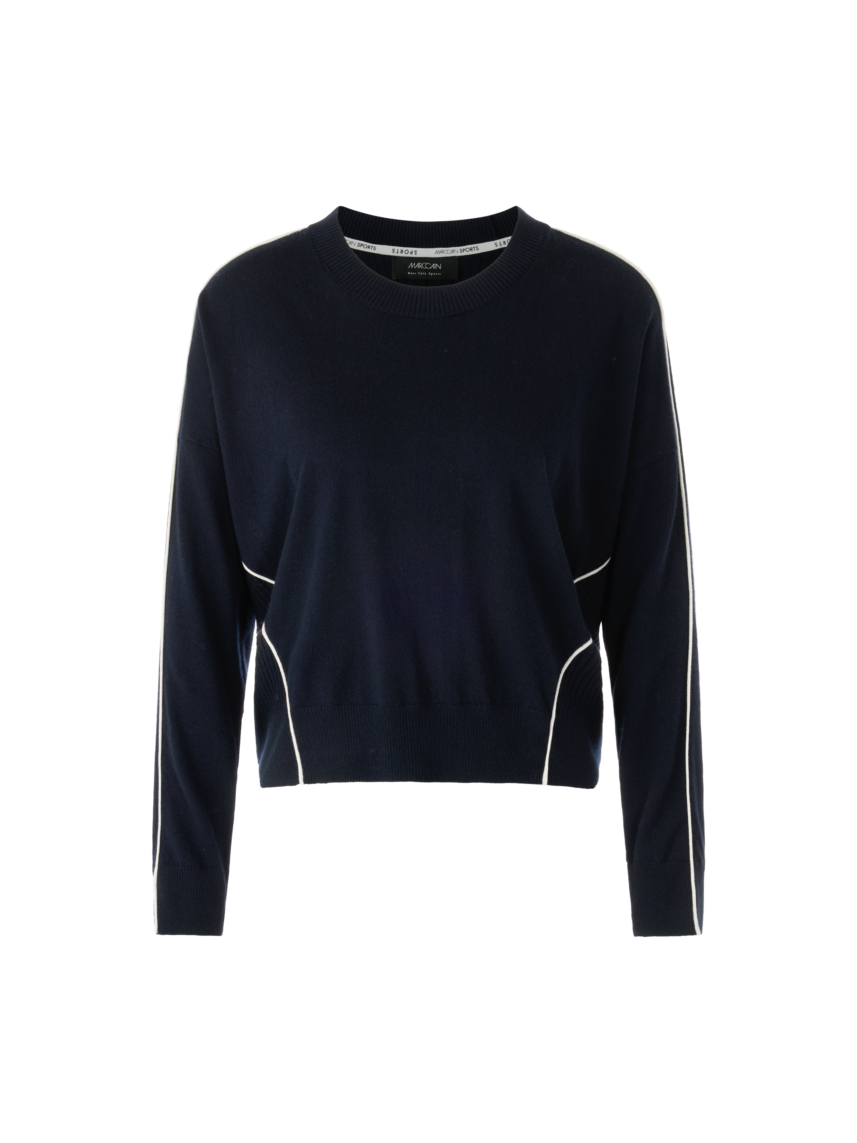 סוודר צווארון עגול מתערובת צמר עם קשמיר הרכב: 47% צמר, 38% ויסקוזה, 10% פוליאמיד, 5% קשמירהדוגמנית בגובה 1.79 ולובשת מידה 3 של מארק קיין