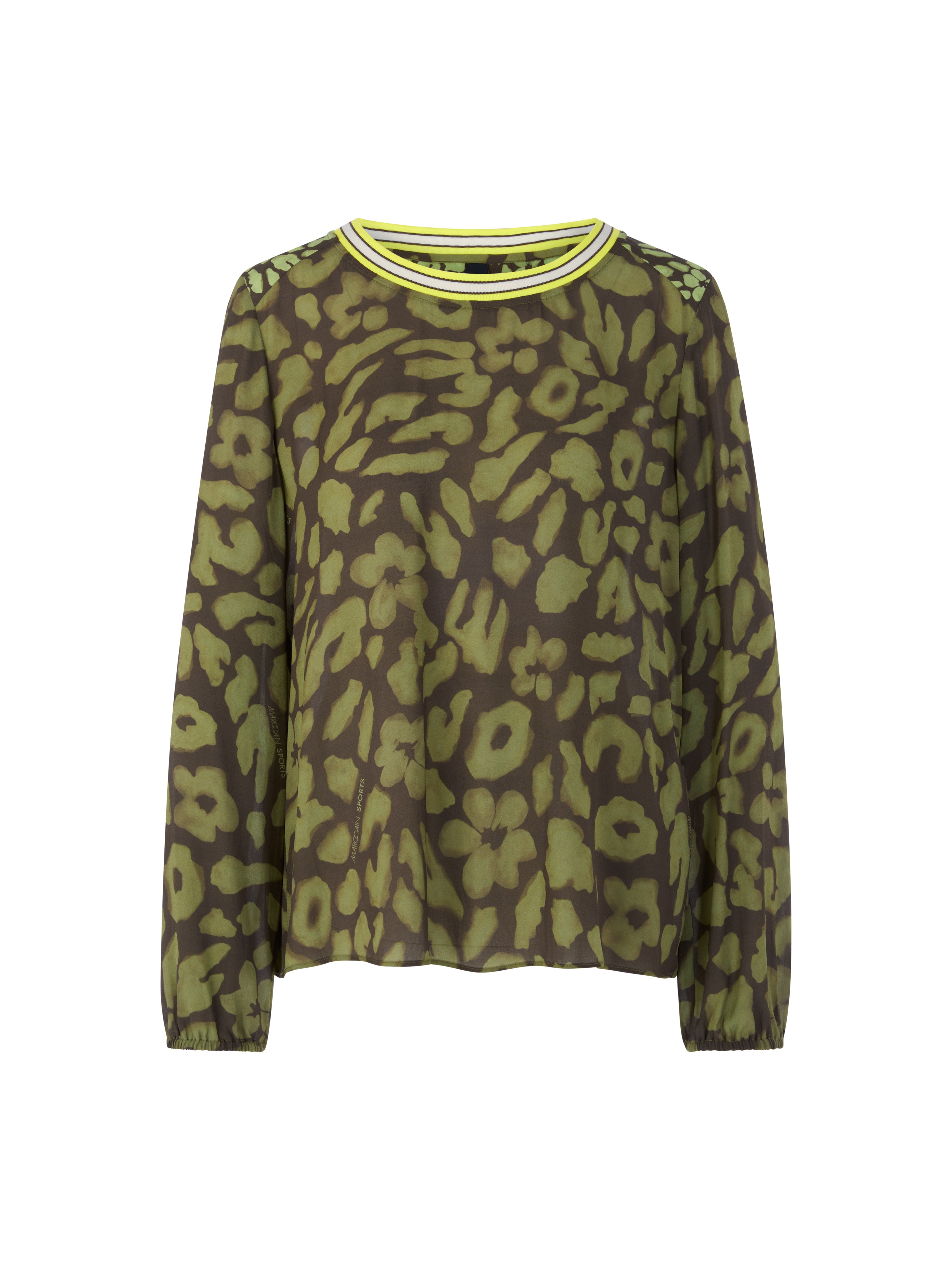 חולצה סליפ-און קז'ואל בגזרה נינוחה עם הדפסהרכב: 100% ויסקוזההדוגמנית בגובה 1.79 ולובשת מידה 3 של מארק קיין