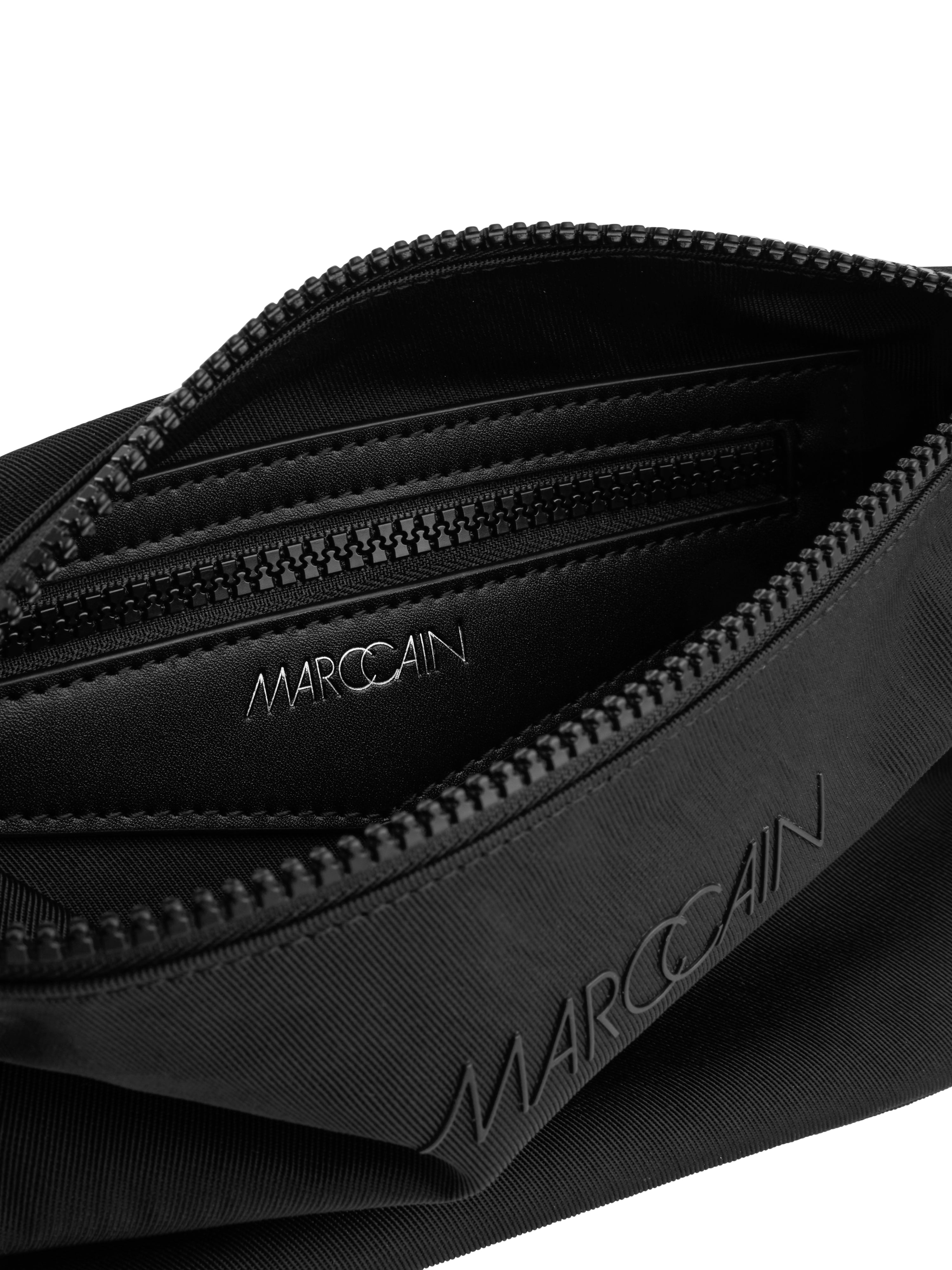 תיק כתף עם ידית ורצועה מתכווננת הניתנים להסרההרכב: 100% פוליאמידמידות: 15*8*24 ס"מ