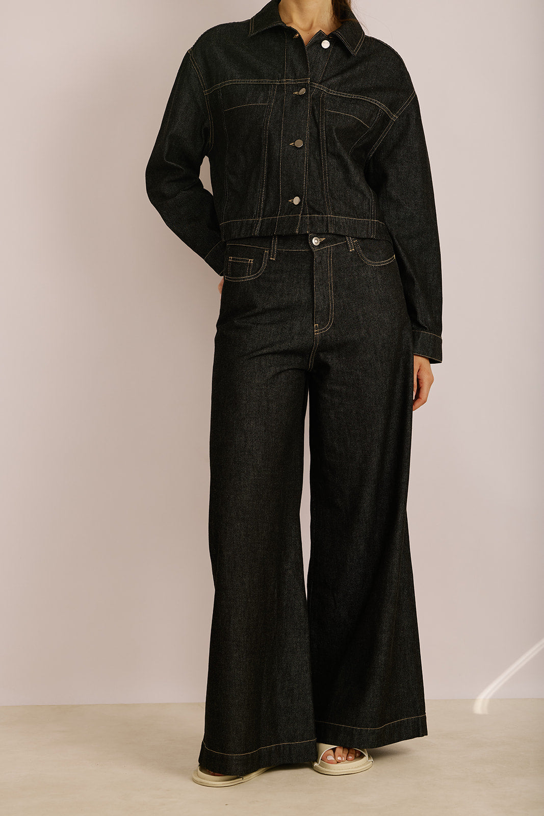 מכנסי ג'ינס