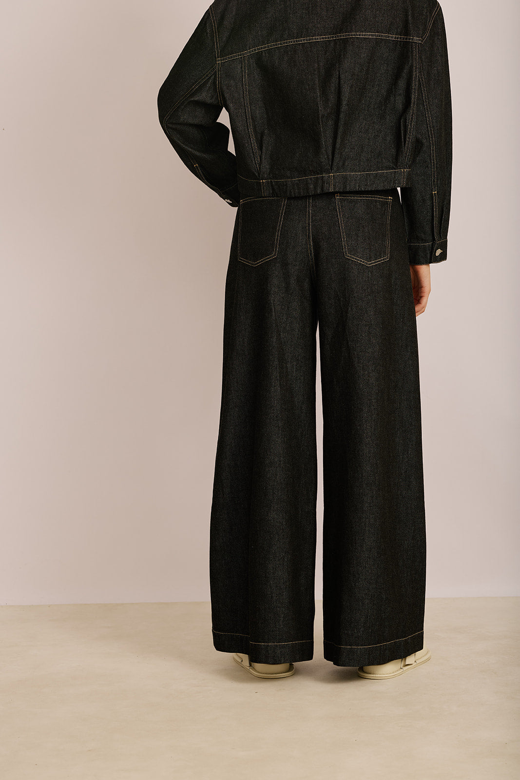 מכנסי ג'ינס