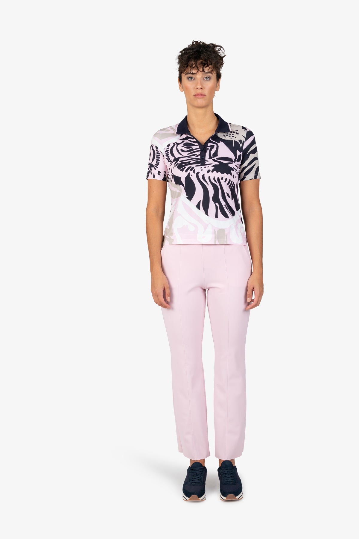 מכנסיים מבד ג'רזי עם רצועת גומי אלסטית בחלק האחוריהרכב: 73% פוליאמיד, 27% אלסטן