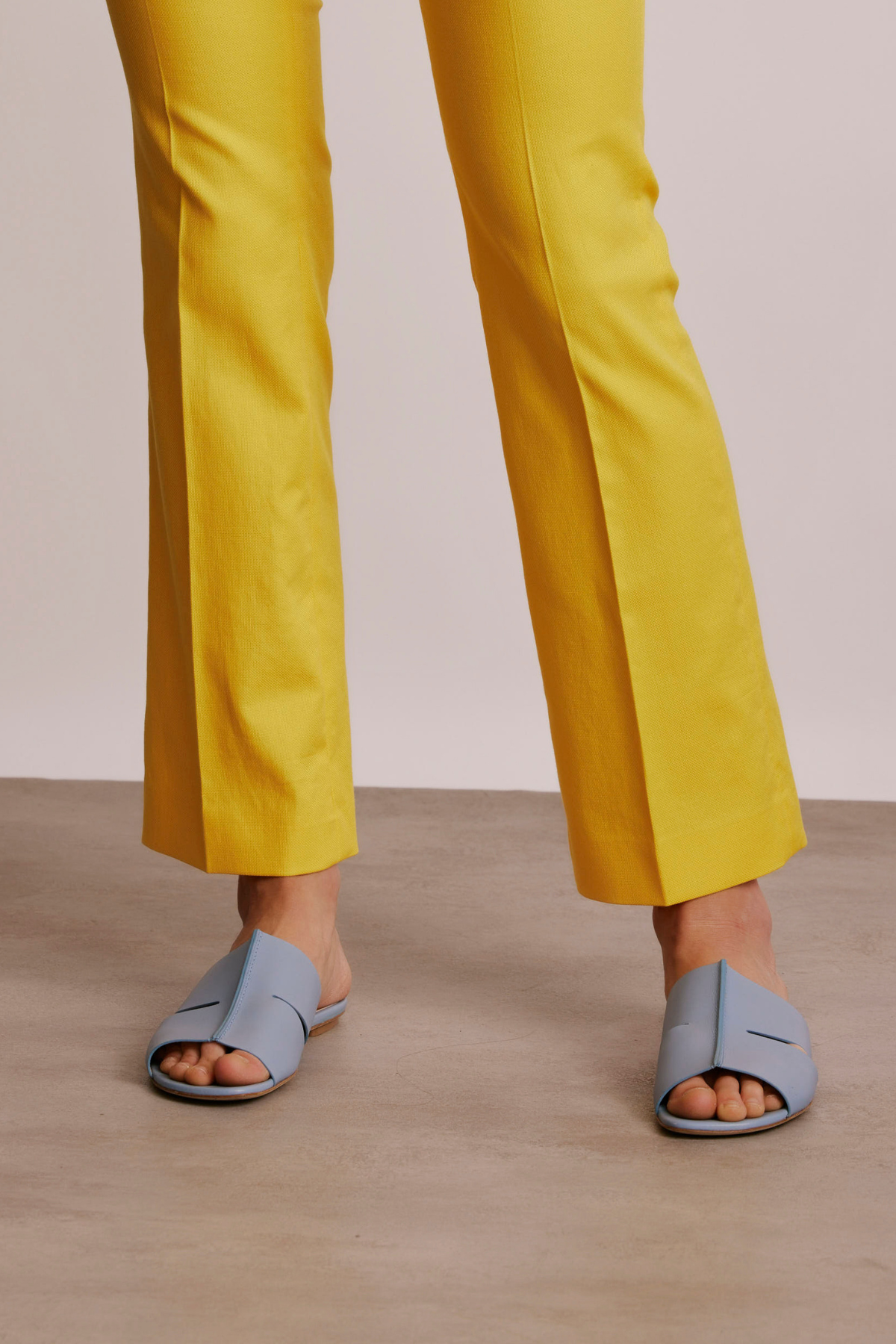 כפכפי עור הרכב: 100% עור