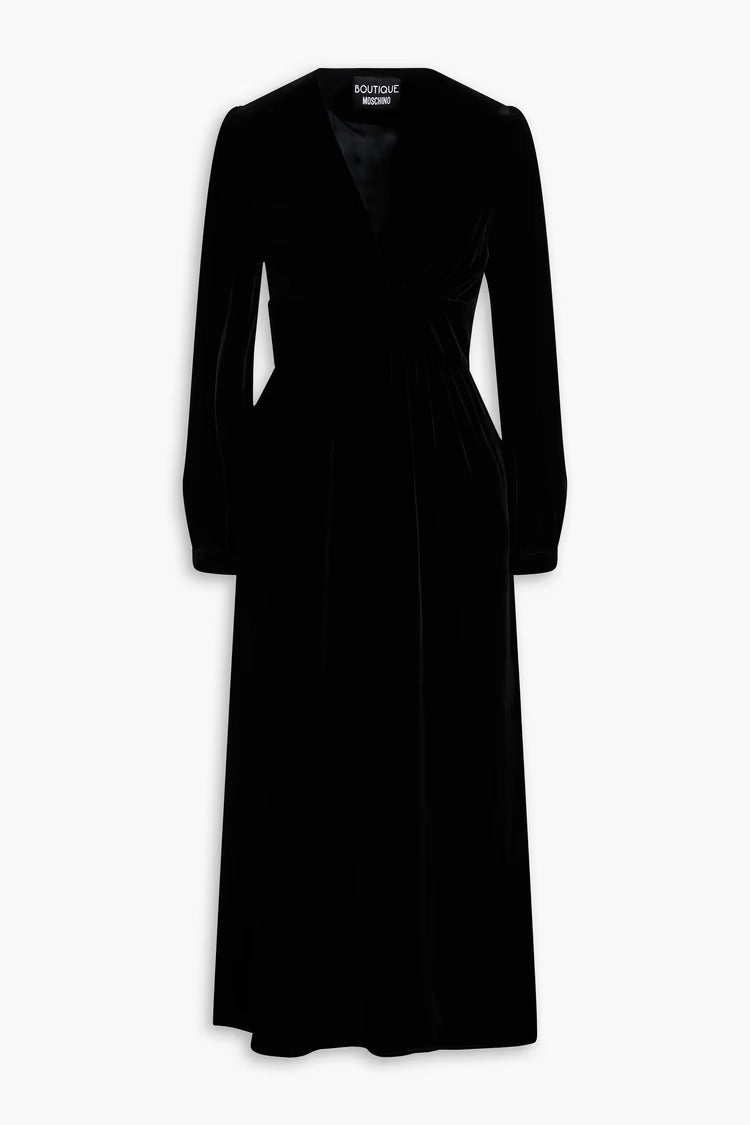 שמלת מידי עם מותן מודגש מקולקציית Boutique MOSCHINO הרכב: 82% ויסקוזה, 18% משי; בד משני: 100% פוליאסטרהדוגמנית בגובה 1.80 ולובשת מידה 40 איטלקית