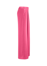 מכנסיים מתרחבים
