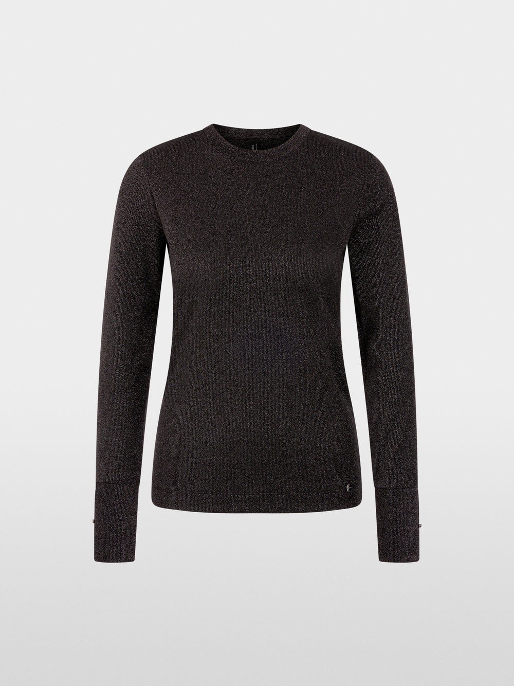 חולצה בגזרה צרה (Slim fit) עם שרוולים ארוכים, מרשימה בתערובת חומרים עדינה עם חוט לורקס, היוצרת ברק עדין. הגזרה הצמודה לגוף וקו הצוואר העגול הקלאסי יוצרים סילואט אלגנטי. מפתח בסיומת השרוולים, המעוטרת בכפתורים דקורטיביים אלגנטיים, מוסיפים טאץ' ייחודי.עיצוב בגזרה צרה, שרוולים ארוכים, קו צוואר עגול, וכפתור דקורטיבי.הרכב: 66% פוליאסטר, 17% סיבים מתכתיים, 15% פוליאמיד, 2% אלסטןהדוגמנית בגובה 1.79 ולובשת מידה 3 של מארק קיין