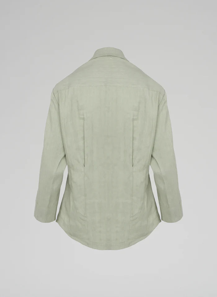 חולצה מכופתרת בגזרת אוברסייזהרכב: 62% פשתן, 31% ויסקוזה, 4% אלסטן, 1% כותנה, 1% פוליאסטר, 1% פוליאמידהדוגמנית בגובה 1.75 ולובשת מידה 40 איטלקית