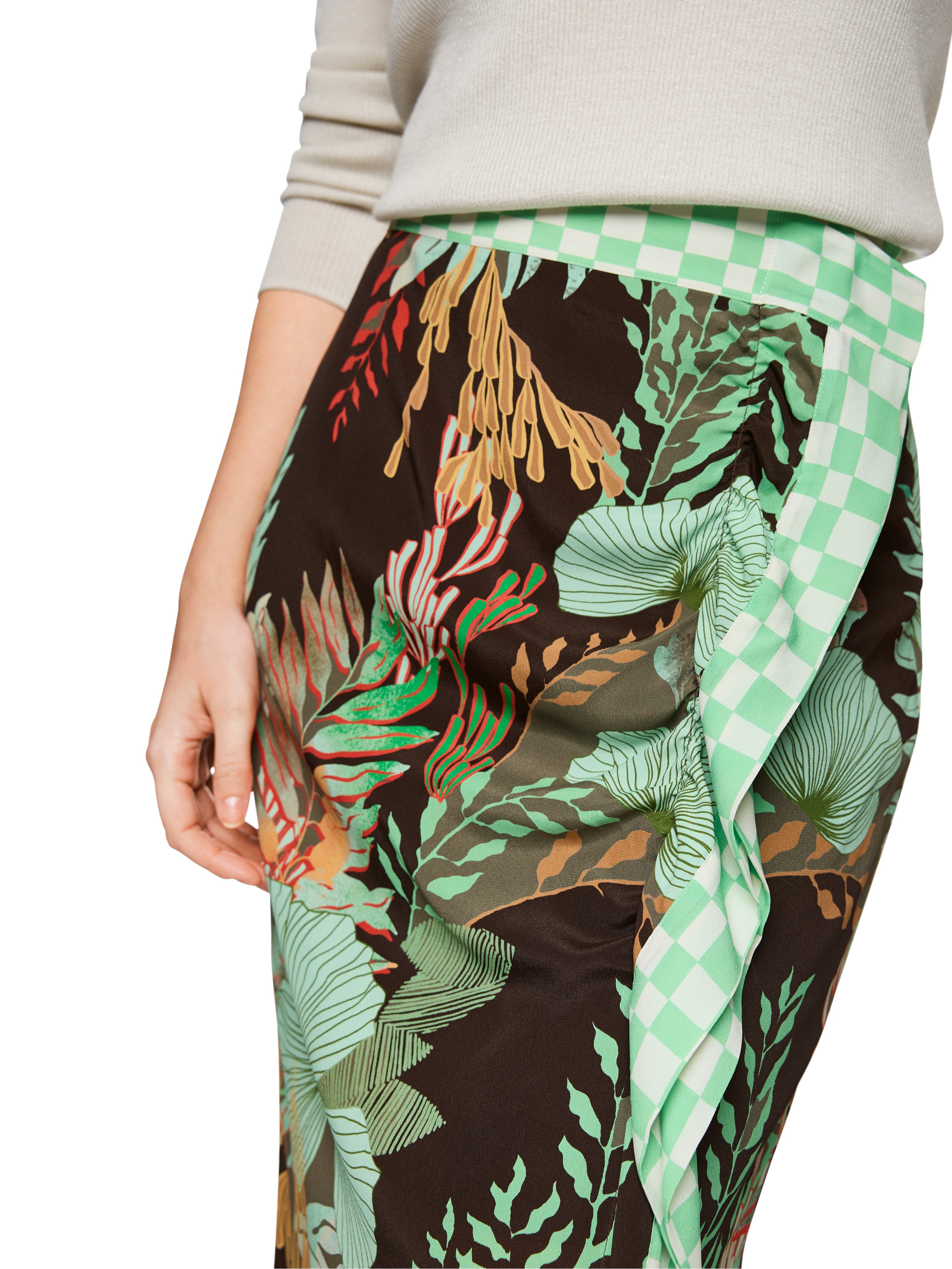 חצאית מידי עם הדפס פרחוני בסגירת רוכסן צדדיהרכב: 66% ויסקוזה, 34% משיהדוגמנית בגובה 1.79 ולובשת מידה 3 של מארק קיין