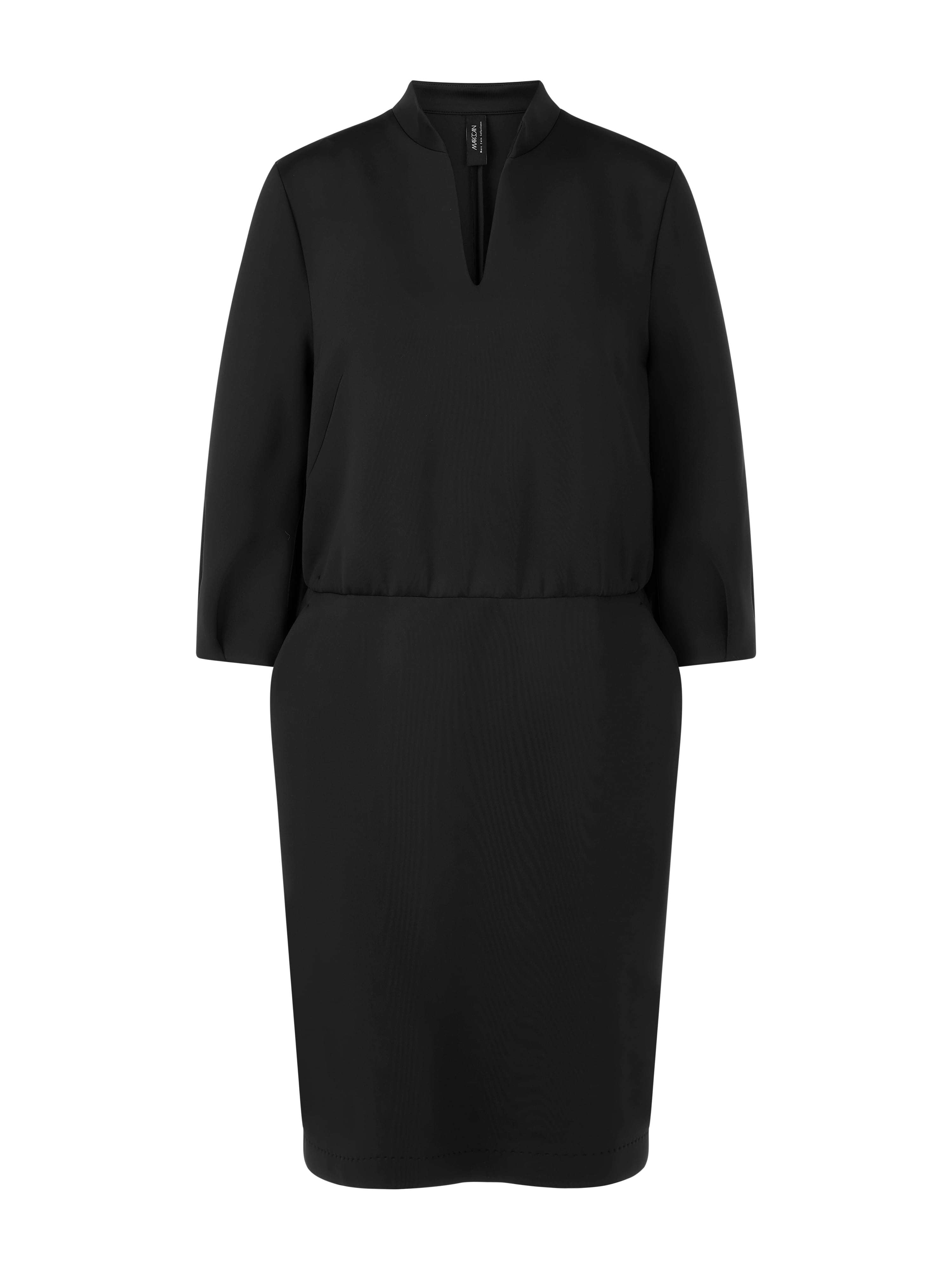 שמלת מיני גזרה צמודה עשויה מג'רזי סקובה עם שרוולי 3/4הרכב: 87% פוליאסטר, 13% אלסטןהדוגמנית בגובה 1.79 ולובשת מידה 3 של מארק קיין 