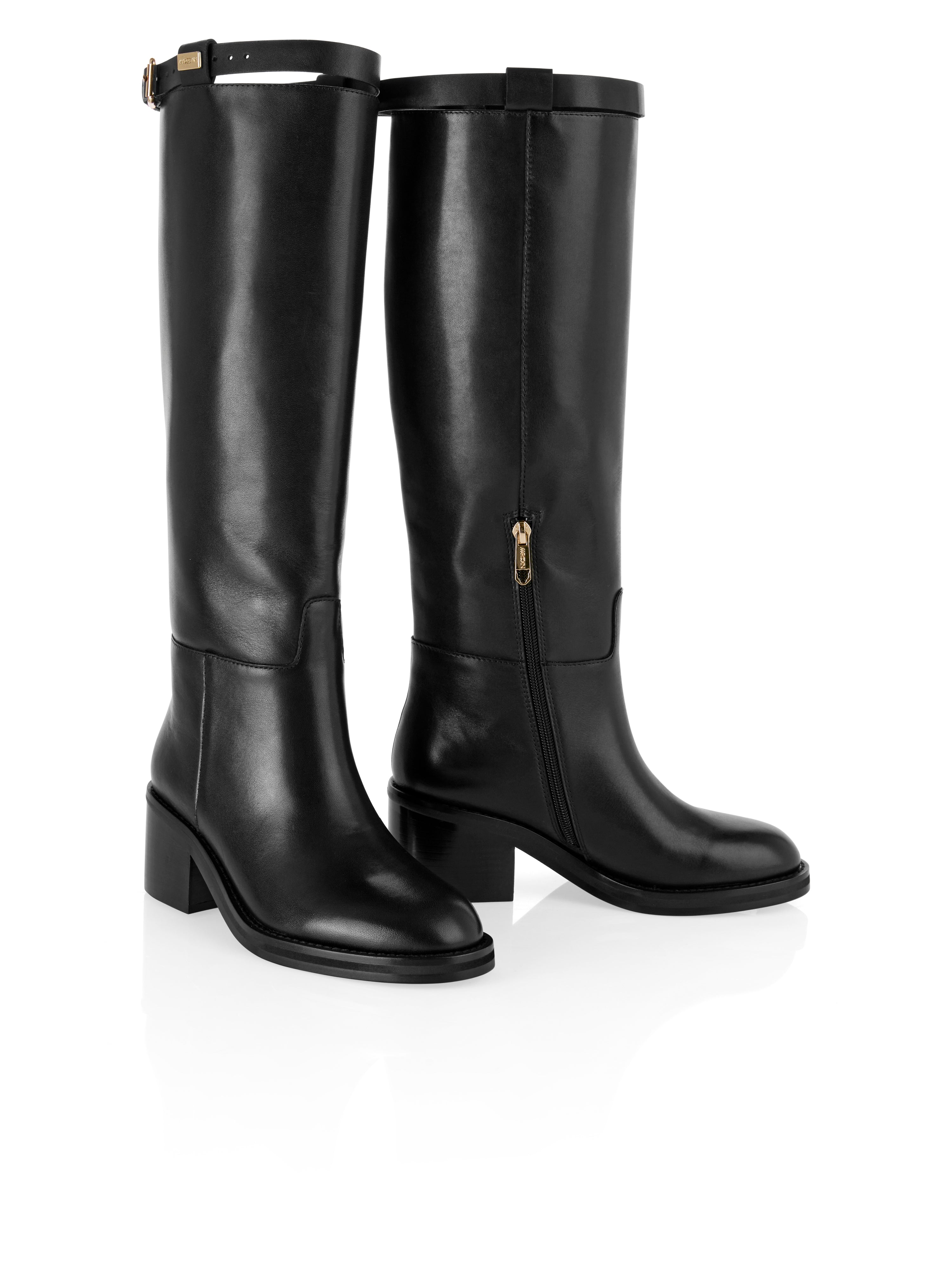 מגפי עור עם רצועה דקורטיביתהרכב: 100% עורגובה העקב: 65 מ"מ