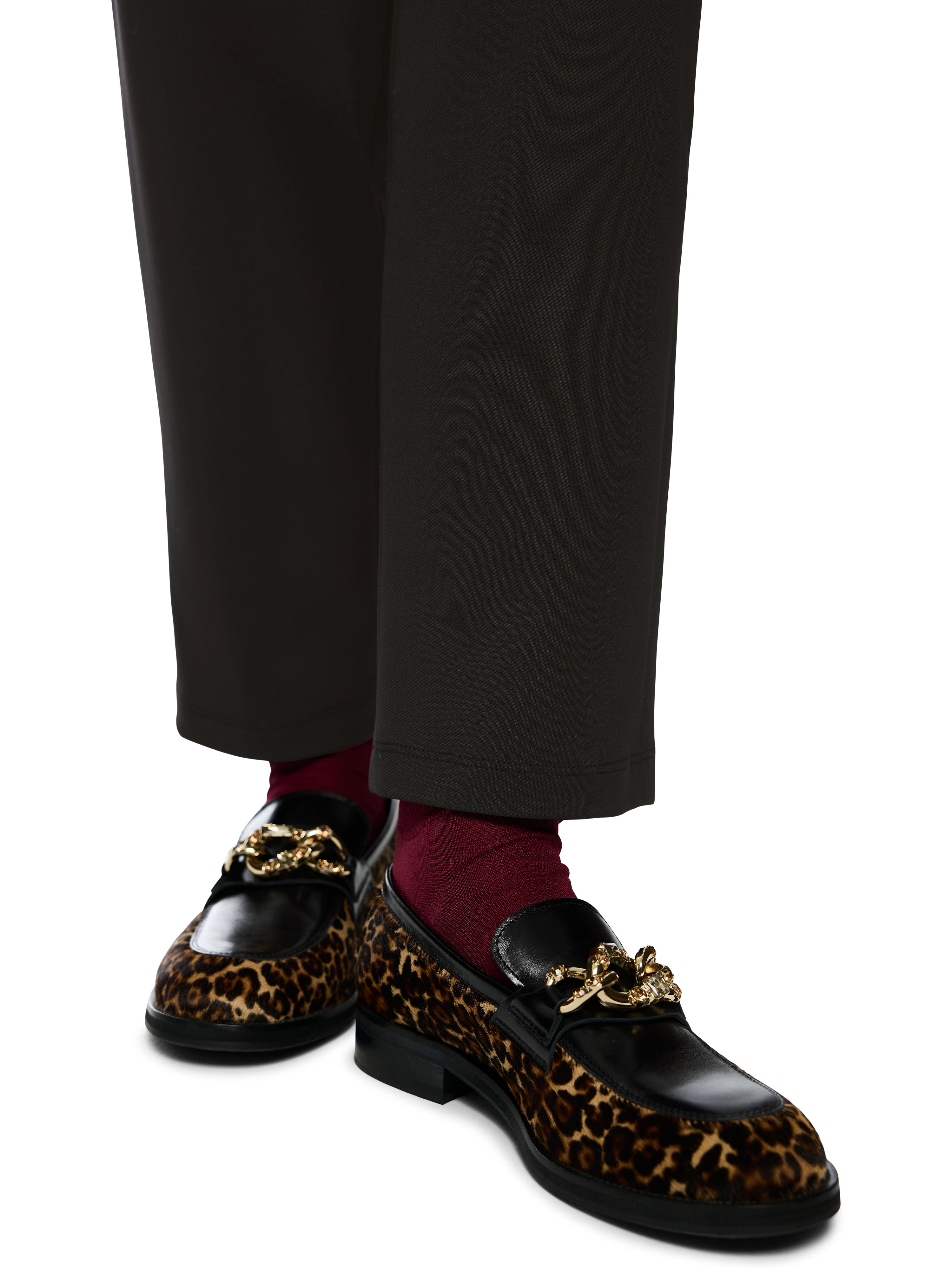 מכנסי ספורטיביים עם גומיית מותן אלסטית וקשירת שרוךהרכב: 95% פוליאמיד, 5% אלסטןהדוגמנית בגובה 1.79 ולובשת מידה 3 של מארק קיין