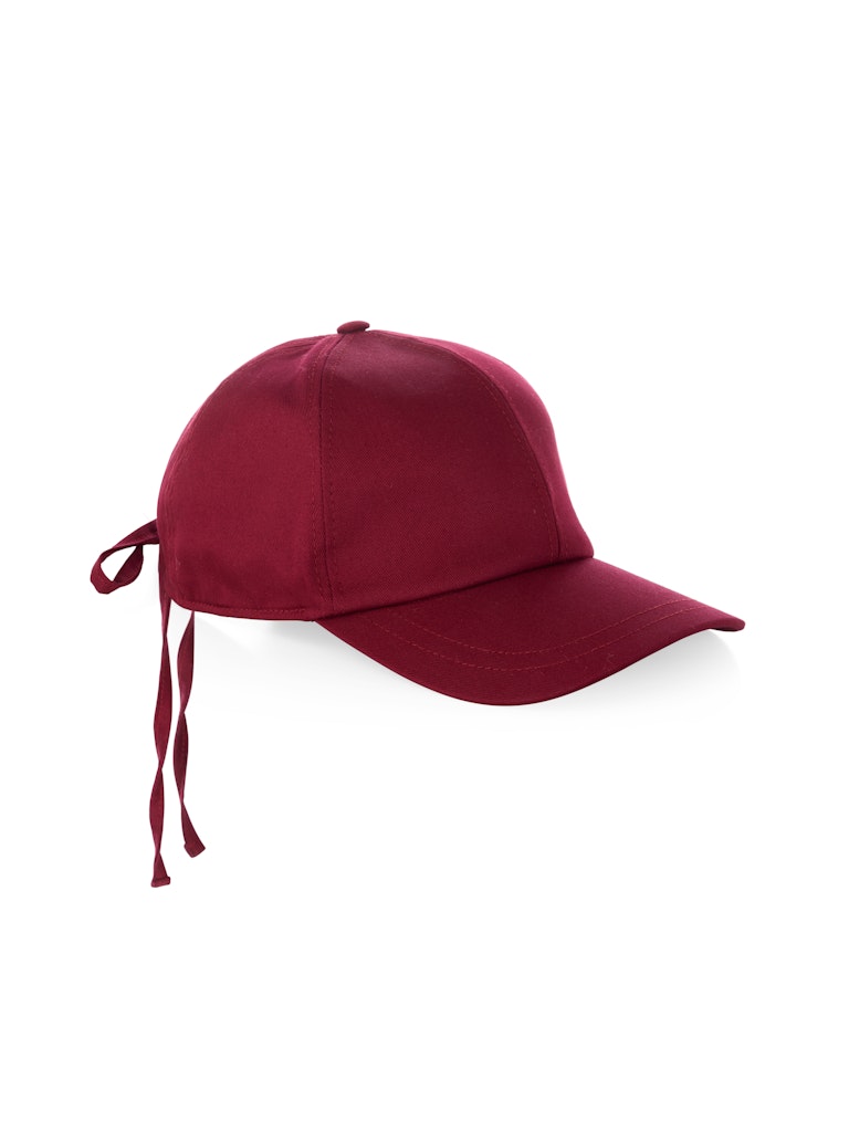 כובע מצחייה עשוי כותנה, עם סרט קשירה אחורי להתאמה אישית.היקף: 57 ס"מהרכב: 100% כותנה 