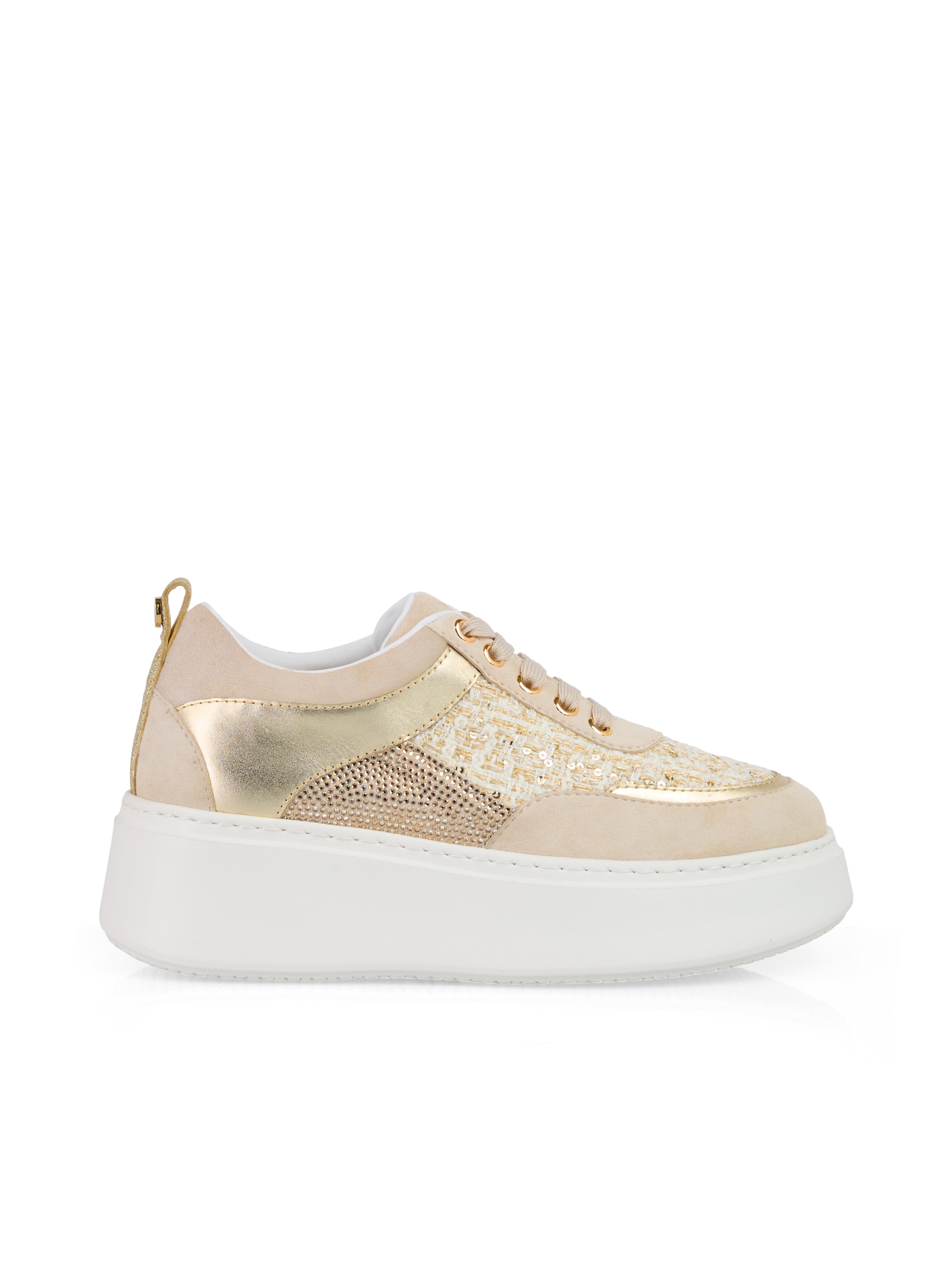 נעלי סניקרס פלטפורמה בגוון זהב עם נצנצים, כוללות רצועות קשירה, לשון אחורית, סוליית פלטפורמה בולטת בגובה 60 מ"מ, וחריצים דקורטיבייםהרכב הבד: 80% פוליאסטר, 20% עור