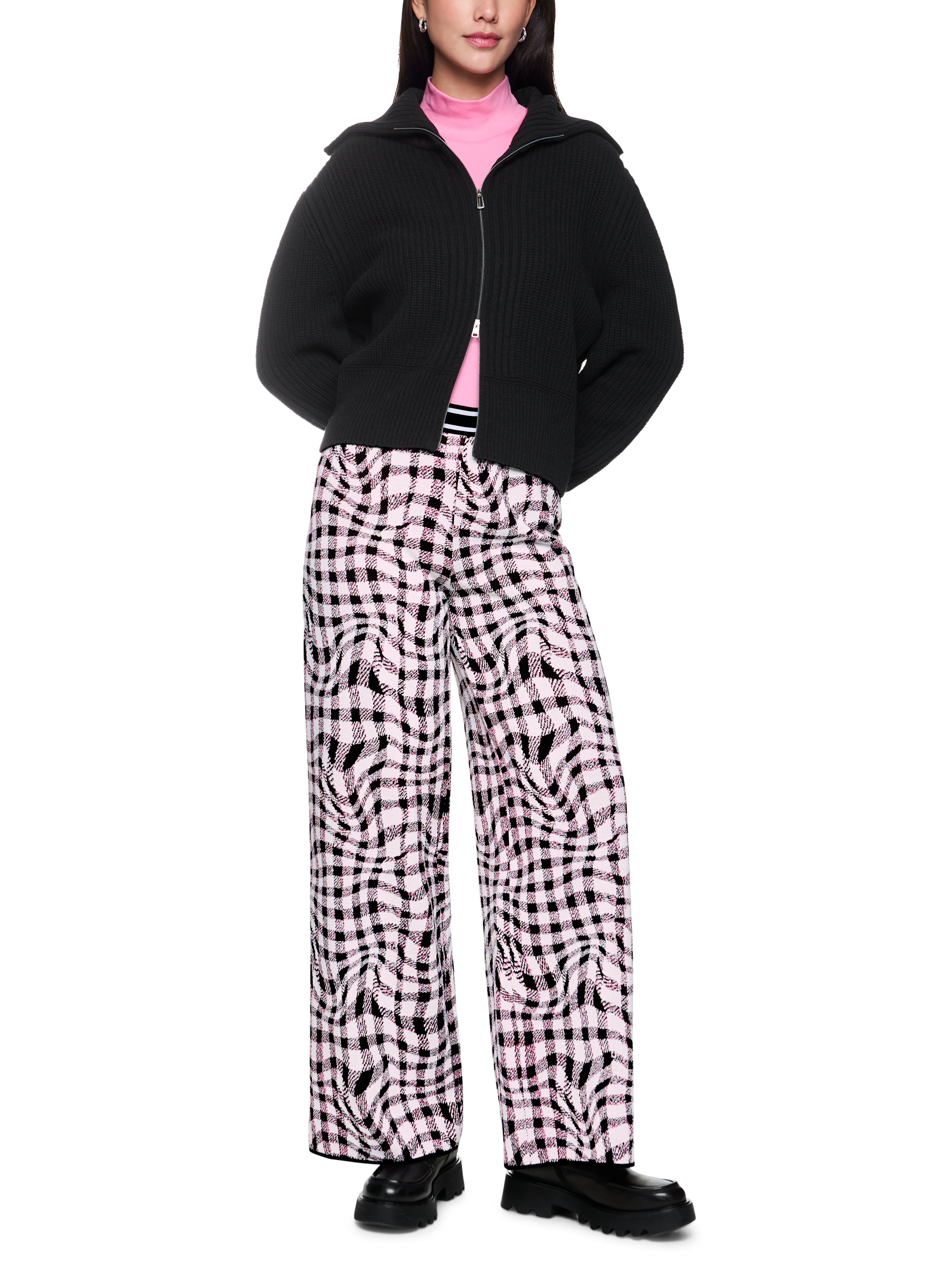 מכנסיים רחבים עם גומי במותניים והדפס משבצותהרכב: 72% ויסקוזה, 16% פוליאסטר, 12% פוליאמידהדוגמנית בגובה 1.79 ולובשת מידה 3 של מארק קיין