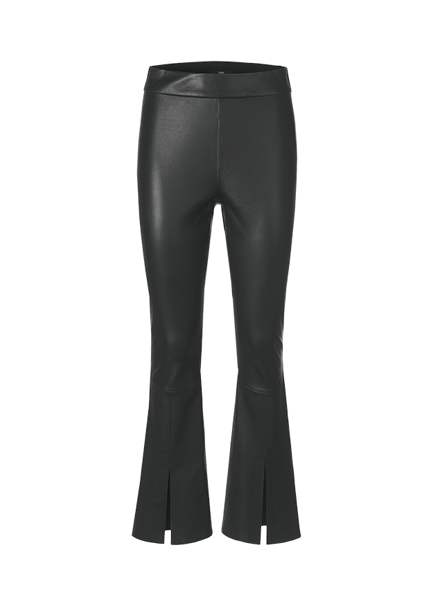 מכנסי עור אלסטיים במראה סלים רגל פלייר עם מפתח קדמי גבוה