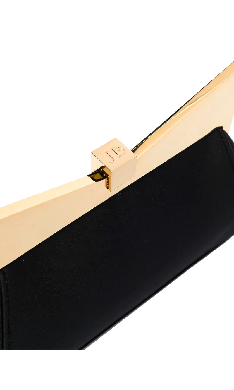 תיק קלאץ' מסאטןהרכב: 100% פוליאסטרמידות התיק: 20 ס"מ רוחב, 15 ס"מ גובה, 7 ס"מ עומק